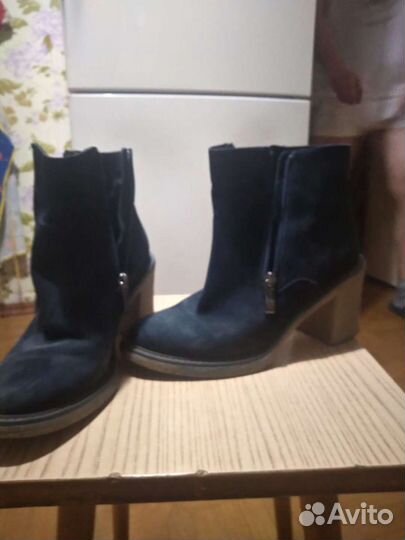 Ботинки женские 36 размер