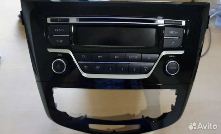 Продам магнитолу на Nissan X-Trail T32