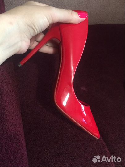 Туфли женские 39 размер красные лаковые