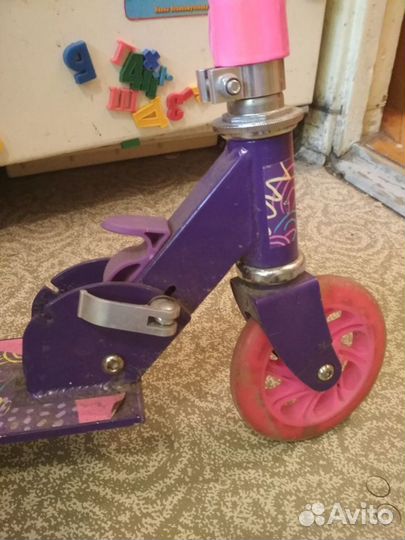 Самокат для девочки 5-7 лет