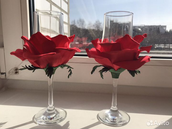 Свадебные бокалы для шампанского новые