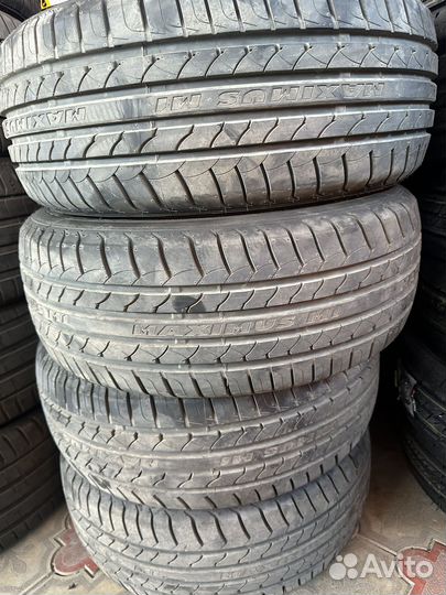 Maxtrek Maximus M1 215/55 R16