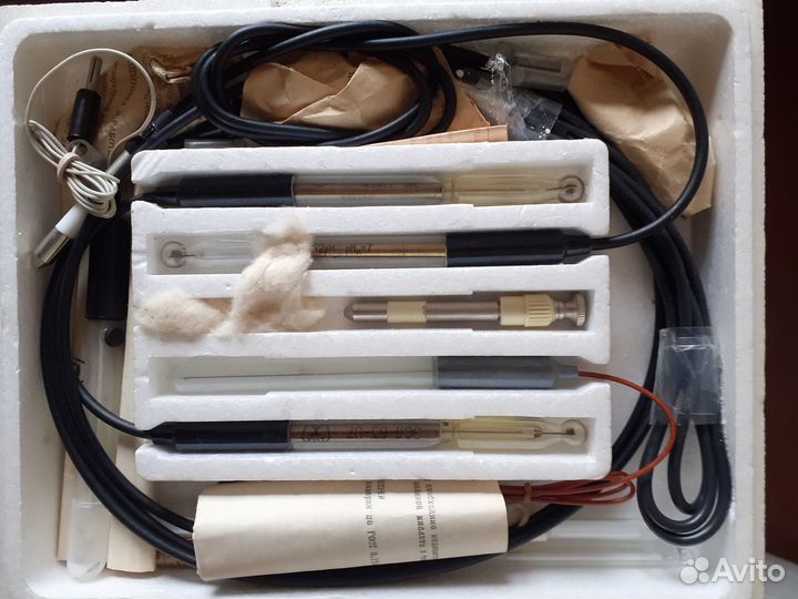 Электроды стеклянные для химического анализа лот2