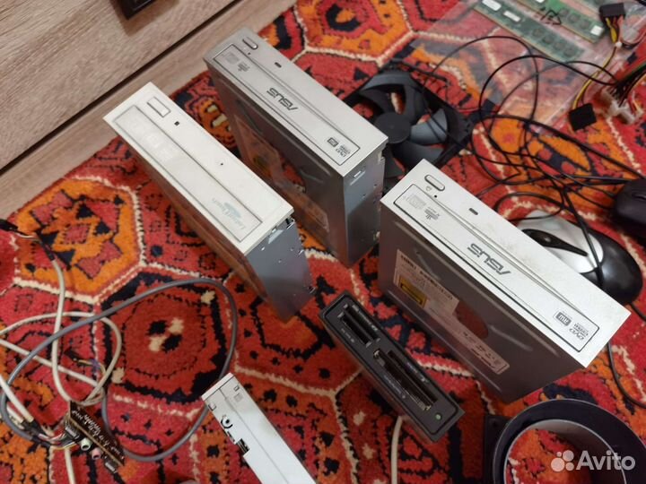 Материнская плата