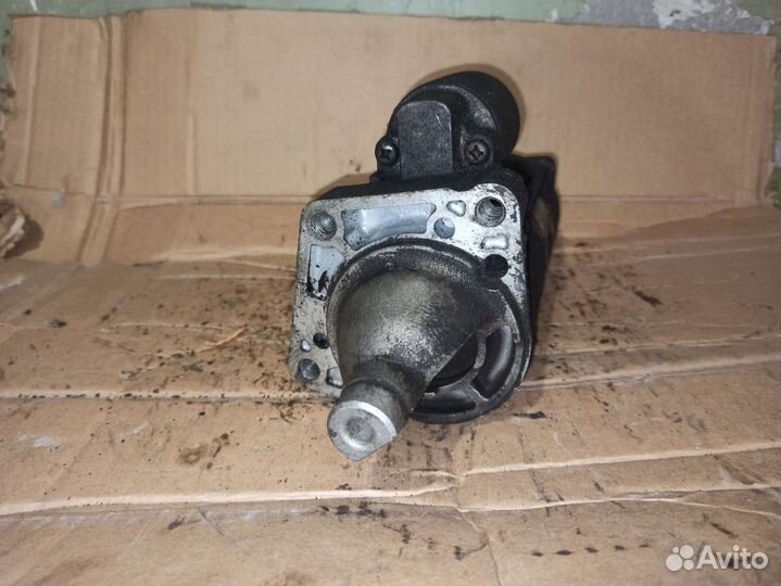 04868860AA Стартер Chrysler Voyager/Caravan 4