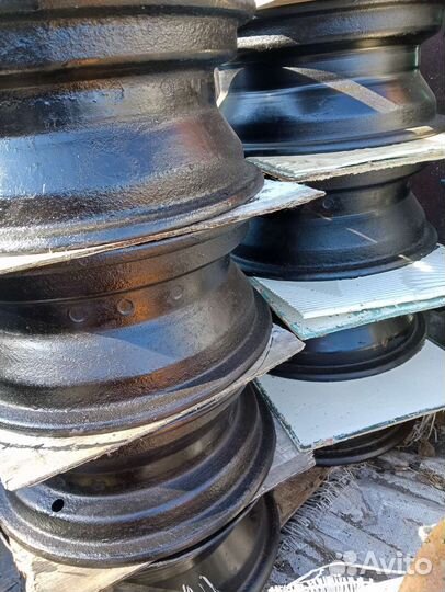 Штампованные диски на УАЗ r15