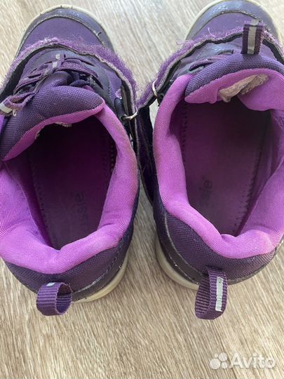 Кроссовки лэсси 32р