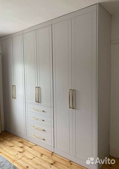 Шкаф распашной