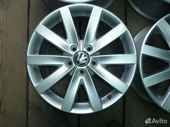 Диск литые оригинал Vw Jetta Porto R17 5х112