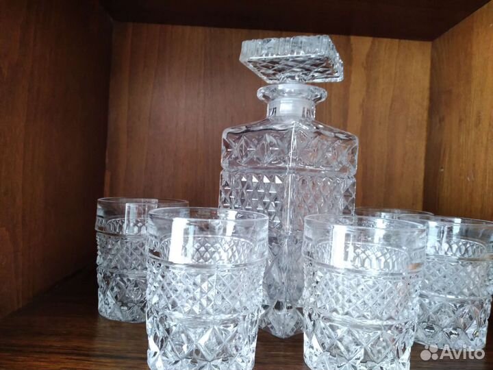 Хрустальный набор для виски с 4 стаканами чешский
