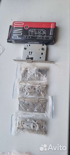 Петли, замок с защелкой межкомнатный