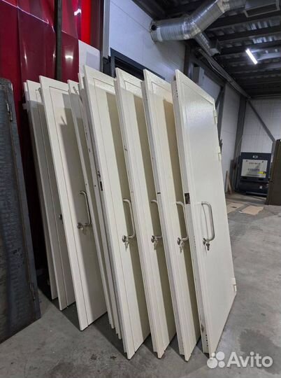 Металлическая дверь. Доставка/Монтаж/Установка