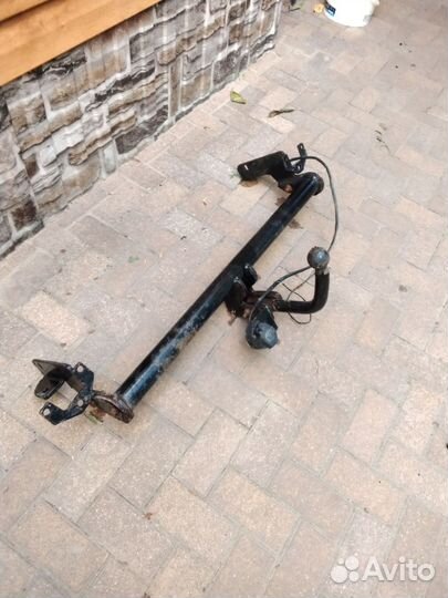 Фаркоп киа каренс