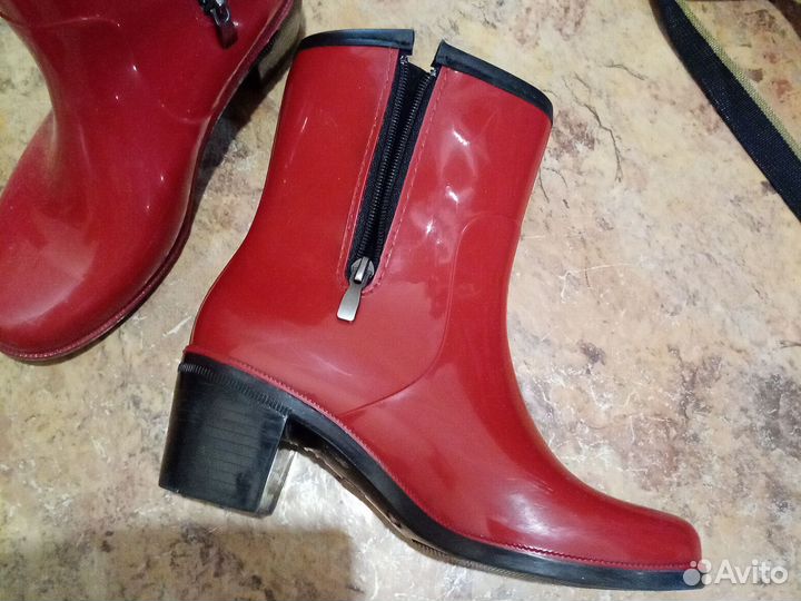 Резиновые сапоги