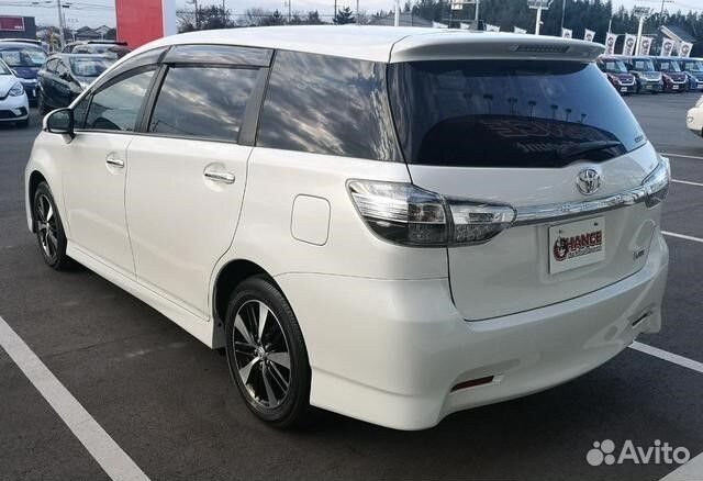 Toyota Wish 1.8 CVT, 2014, 75 000 км