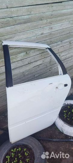 Задняя левая дверь Лада Гранта