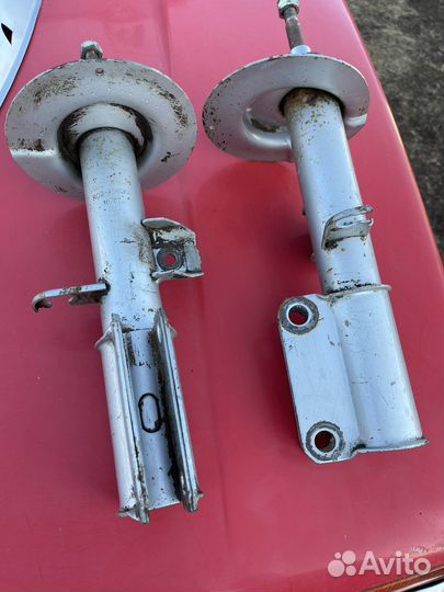 Стойки перед BMW X5 e53