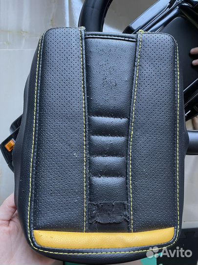 Машинка каталка с ручкой