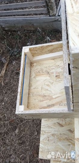 Гнездо для кур с яйцесборником