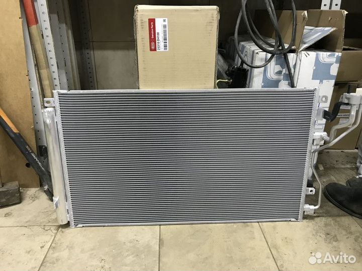 Радиатор кондиционера Kia Optima 4 JF 2016 2020 г