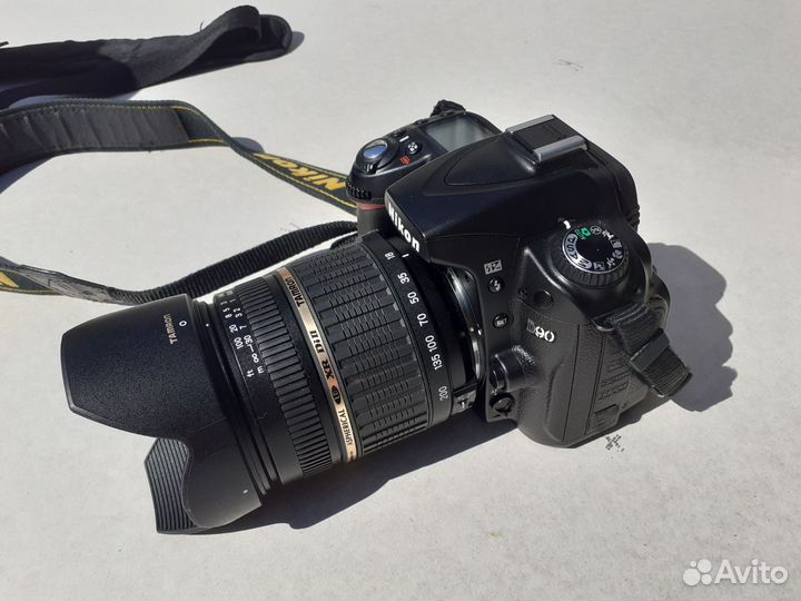 Фотоаппарат Nikon D90