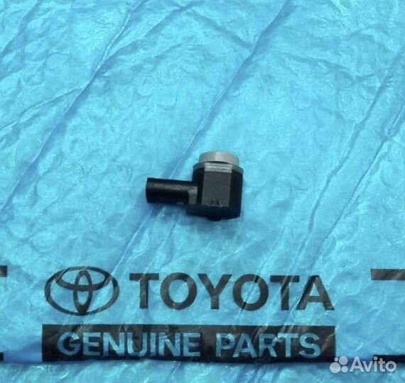 Датчик парковки парктроник Avensis 2011-2015
