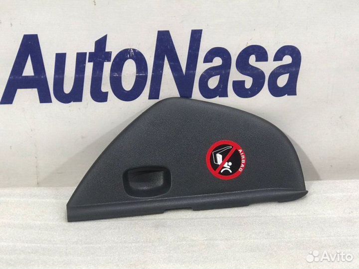 Накладка декоративная торпедо правая Hyundai