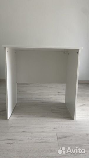 Письменный стол IKEA