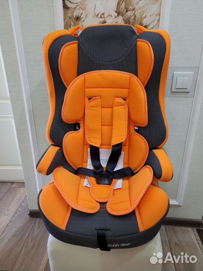 Новое автокресло 2в1 9-36 кг, 1-12 лет