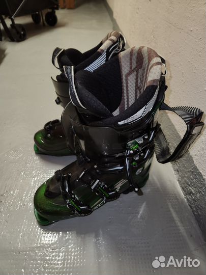 Горнолыжные ботинки fischer professor 10 р. 26.5