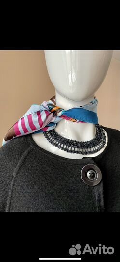 Колье и серьги из чёрного бисера