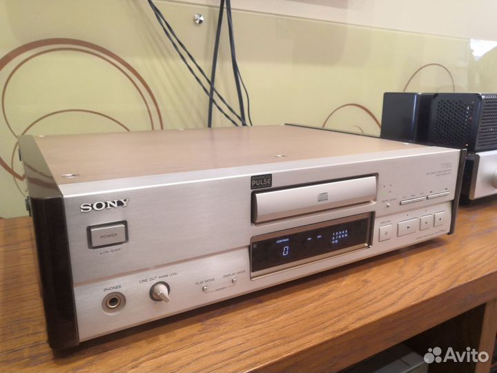 Cd проигрыватель Sony CDP-777ESJ
