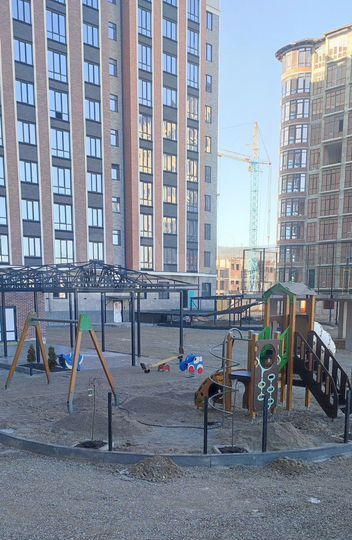 2-к. квартира, 79,6 м², 3/12 эт.