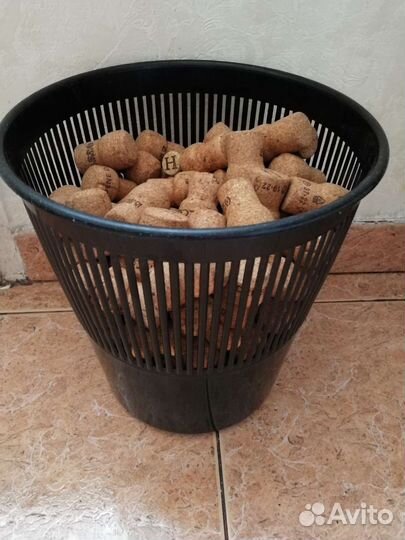 Пробки от шампанского