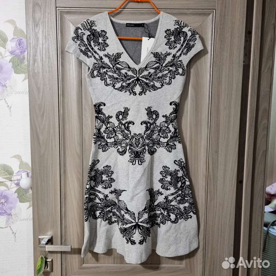 Платье Karen Millen новое с биркой