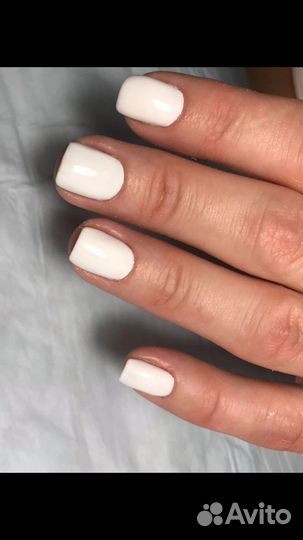 Модель на маникюр