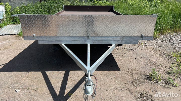 Прицеп легковой