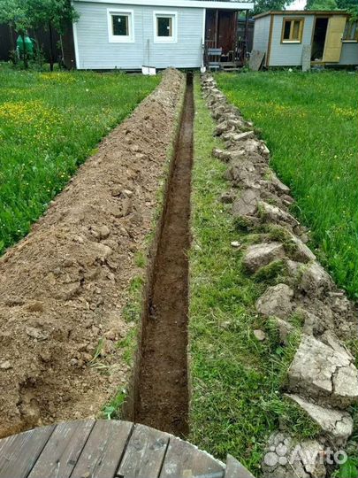 Землекопы.Копка траншей вручную