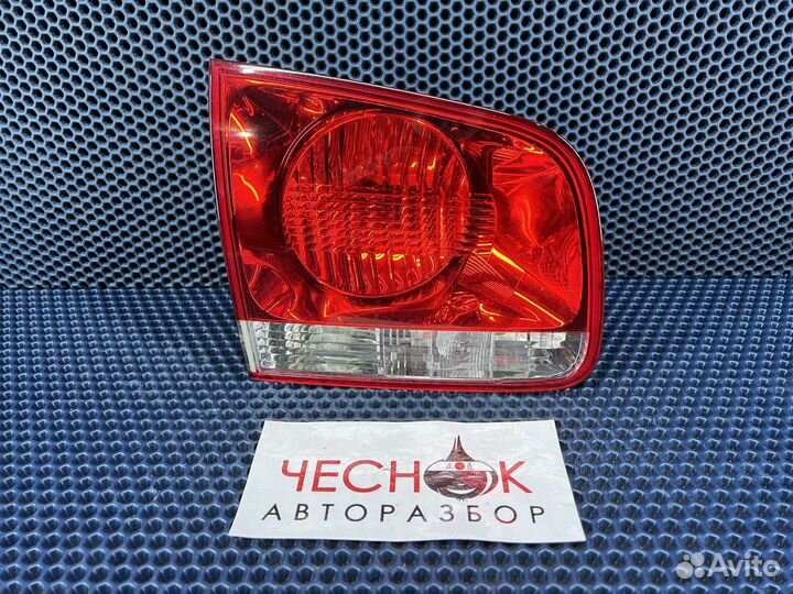 Фонарь задний левый внутренний VW Touareg GP