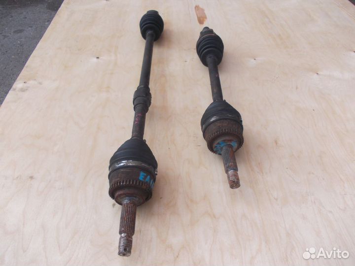 Привод передний Mitsubishi Galant 8 EA1A