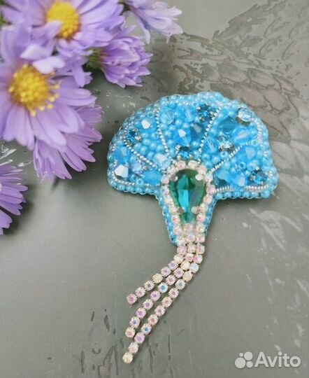 Брошь ручной работы Василёк