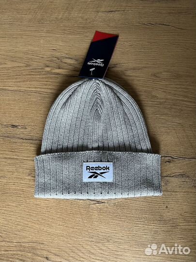 Мужская шапка Reebok оригинал,новая