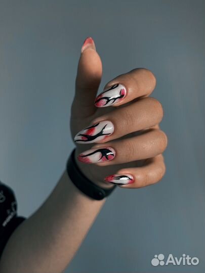 Наращивание ногтей, укрепление гелем