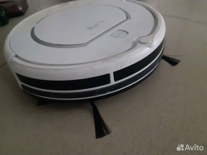 Робот пылесос ilife