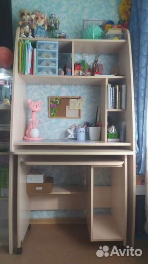 Стол компьютерный