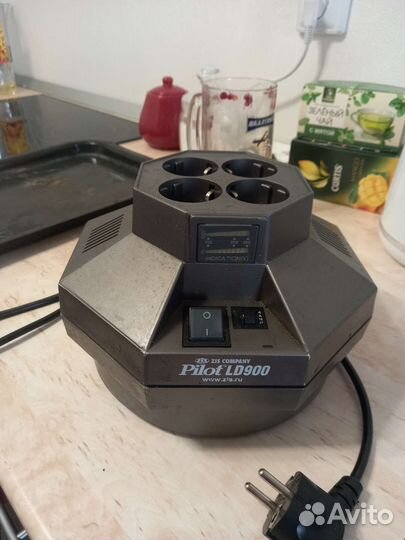 Стабилизатор напряжения pilot