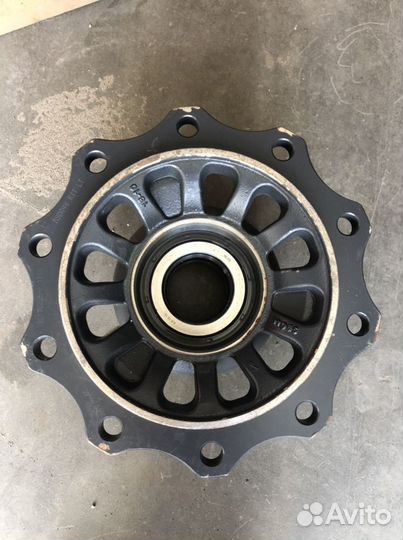 Ступица с подшипником М2219911