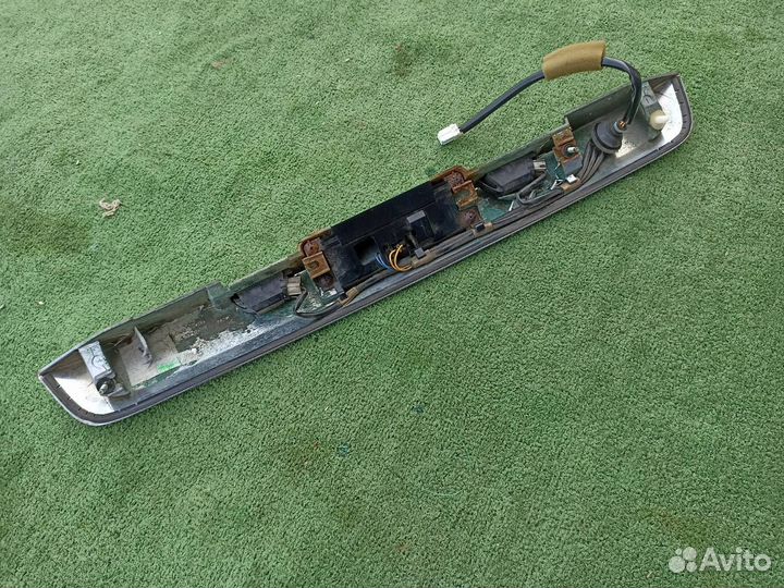 Накладка крышки багажника Nissan X-Trail T31