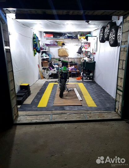 Модульное напольное покрытие для гаража