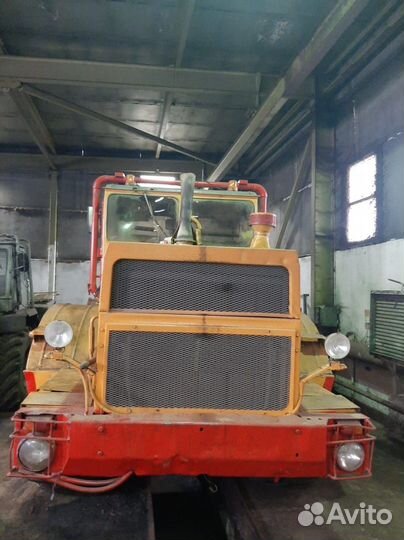 Трактор ПТЗ К-701, 1990